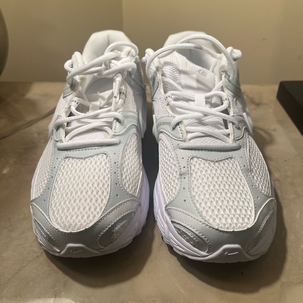 Men White Sneakers